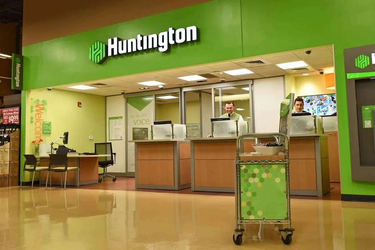 Huntington Bank Partners with Ameriprise to Overhaul Wealth Management