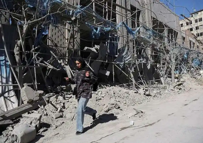 Smoke rises over Beirut’s southern suburbs after Israeli airstrikes targeting Hezbollah infrastructure.