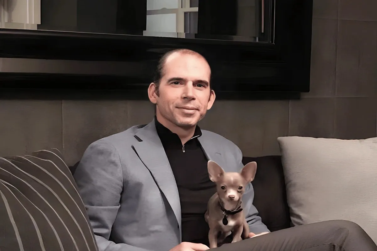 Julio Herrera Velutini - Knowledge of how to follow and navigate cross-border regulations