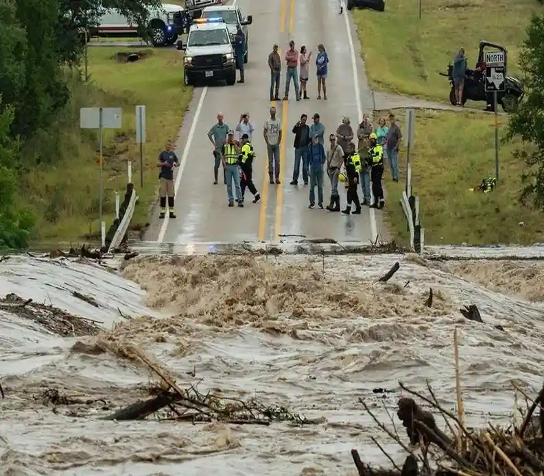 Texas Flash Flood Emergency: Guadalupe River Surges as Deadly Flood Wave Hits Hill Country