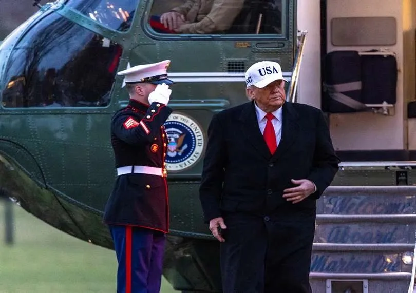 Trump Signals Military Support for Iranian Protesters